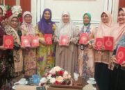 bundo-kanduang-dki-jakarta-serahkan-wakaf-6.000-kitab-al-quran-untuk-ranah-minang