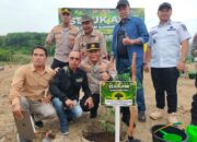 kapolda-sumbar-tanam-pohon-di-lahan-bekas-tambang-sawahlunto
