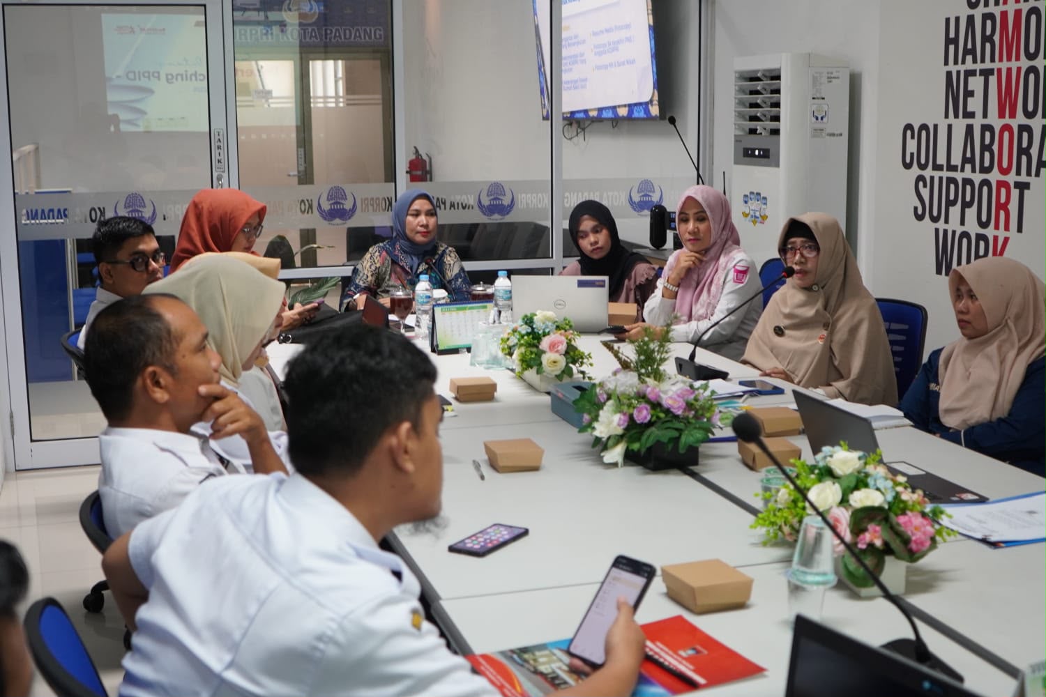 ppid-pemko-padang-diminta-perkuat-inovasi-digital-untuk-keterbukaan-informasi