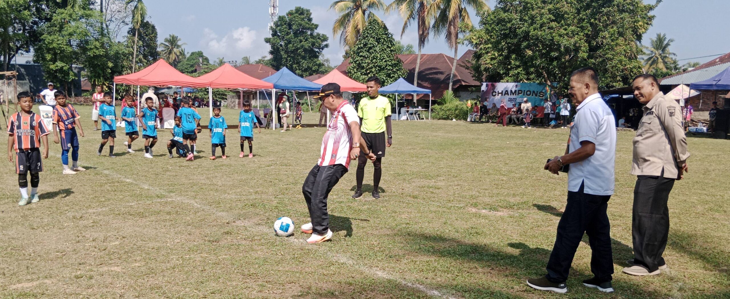 pembinaan-usia-dini,-koni-padang-gelar-turnamen-sepakbola-u-–-11,-libatkan-24-tim-ssb
