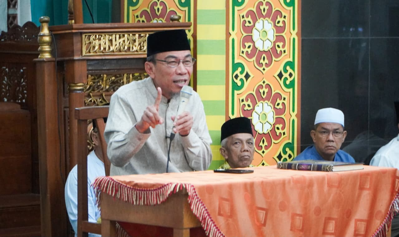 subuh-mubarakah-di-nanggalo,-maigus-nasir-tekankan-hijrah-dan-jaga-generasi-muda
