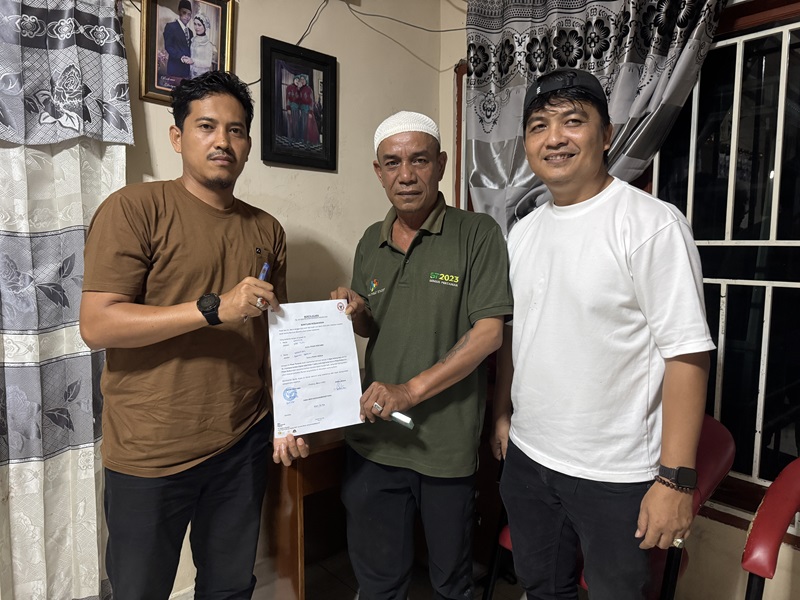 pt-semen-padang-bantu-material-renovasi-korban-kebakaran-di-lambung-bukit