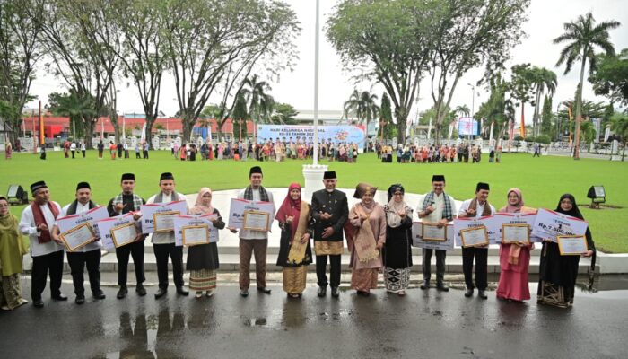 Gubernur Mahyeldi Desak Percepatan Perda Ketahanan Keluarga Wujudkan Generasi Emas 2045