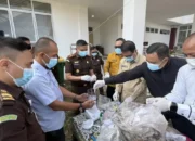 kejaksaan-negeri-payakumbuh-musnahkan-barang-bukti-dari-puluhan-perkara-yang-telah-inkrah