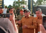 Bupati Eka Putra Tinjau Lokasi Pembangunan Markas Yonif di Perbatasan Tanah Datar