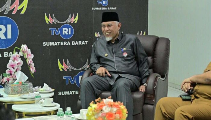Dua Pelajar Sumbar Siap Melangkah ke Istana Kibarkan Bendera Pusaka