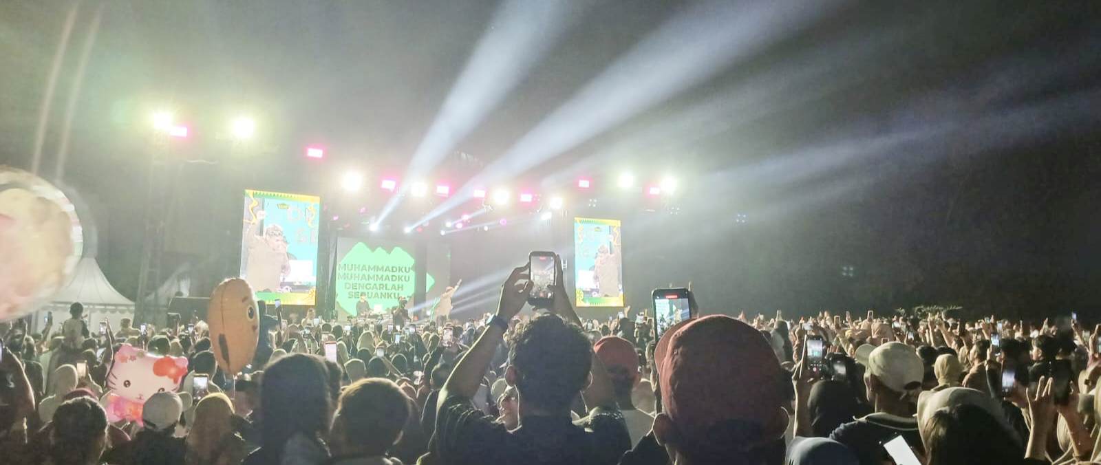 konser-haddad-alwi-bertajuk-gema-hijrah-minangkabau,-diserbu-warga-pauh