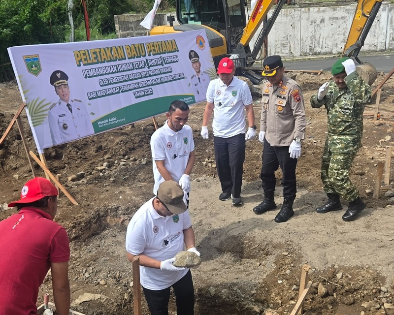 dukung-pemulihan-padang-panjang,-pt-semen-padang-suplai-35-ribu-unit-sepablock-untuk-huntap-terpadu