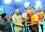 turnamen-anak-nagari-cup-perkuat-pembinaan-atlet-bulutangkis-usia-dini-di-padang