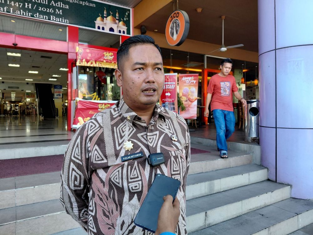 jelang-tahun-ajaran-baru,-pasar-raya-fase-vii-jadi-motor-peningkatan-ekonomi-kota-padang
