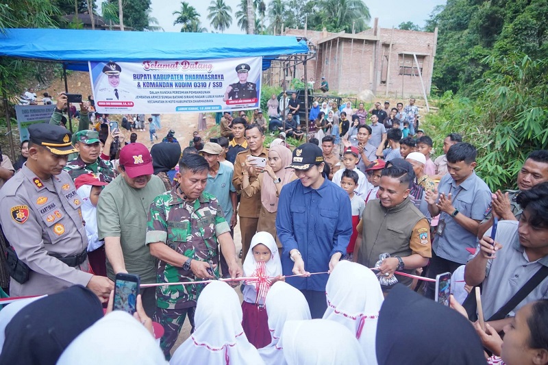 jembatan-aramco-nagari-lubuk-karak-diresmikan