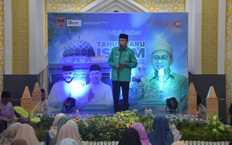 tabligh-akbar-tahun-baru-islam-1448-h,-maigus-nasir-ajak-warga-perkuat-nilai-keagamaan