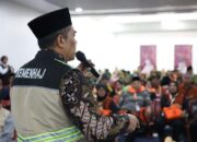 Di Sumatera Barat, sebanyak 393 jemaah umrah diberangkatkan menuju Madinah melalui Bandara Internasional Minangkabau (BIM), Selasa (16/6/2026) dini hari dengan maskapai Garuda Indonesia. Mereka menjadi rombongan umrah perdana yang berangkat dari Padang.