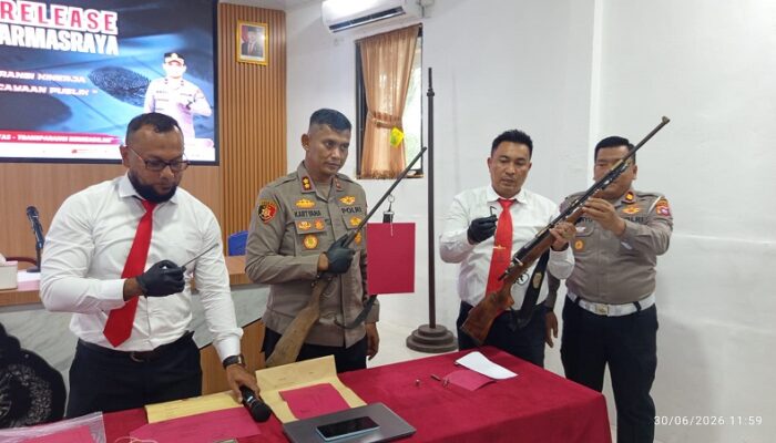 Polres Dharmasraya Ringkus Puluhan Tersangka Kriminal dan Narkoba Selama Mei-Juni