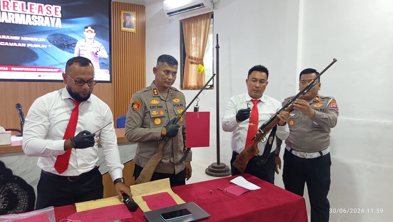 polres-dharmasraya-tangkap-30-tersangka-kasus-narkoba-periode-mei-juni