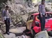 mobil-masuk-jurang-di-kandang-ampek,-anak -dilaporkan-meninggal
