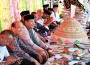 pererat-kebersamaan-warga,-pemko-pariaman-gelar-tradisi-makan-bajamb