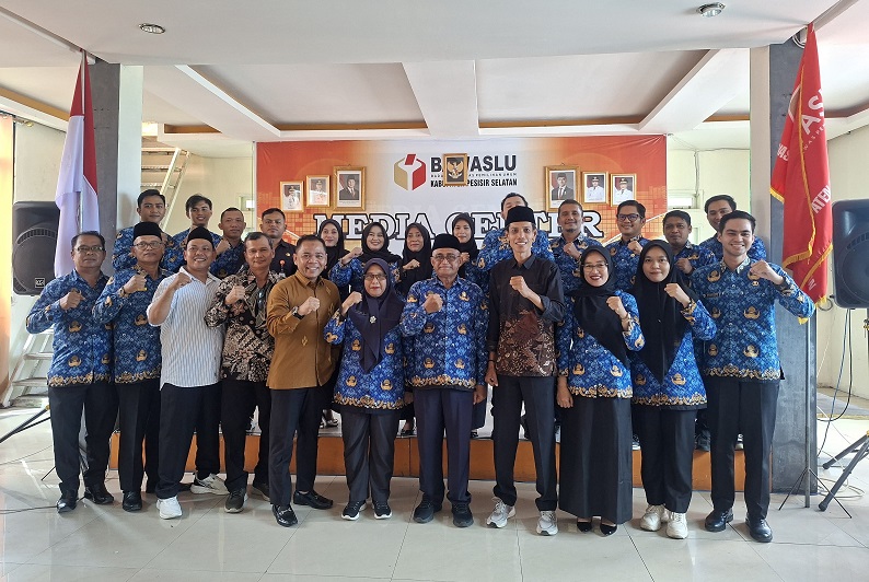 bawaslu-pessel-implementasikan-reformasi-birokrasi-guna-tingkatkan-kualitas-pengawasan-pemilu