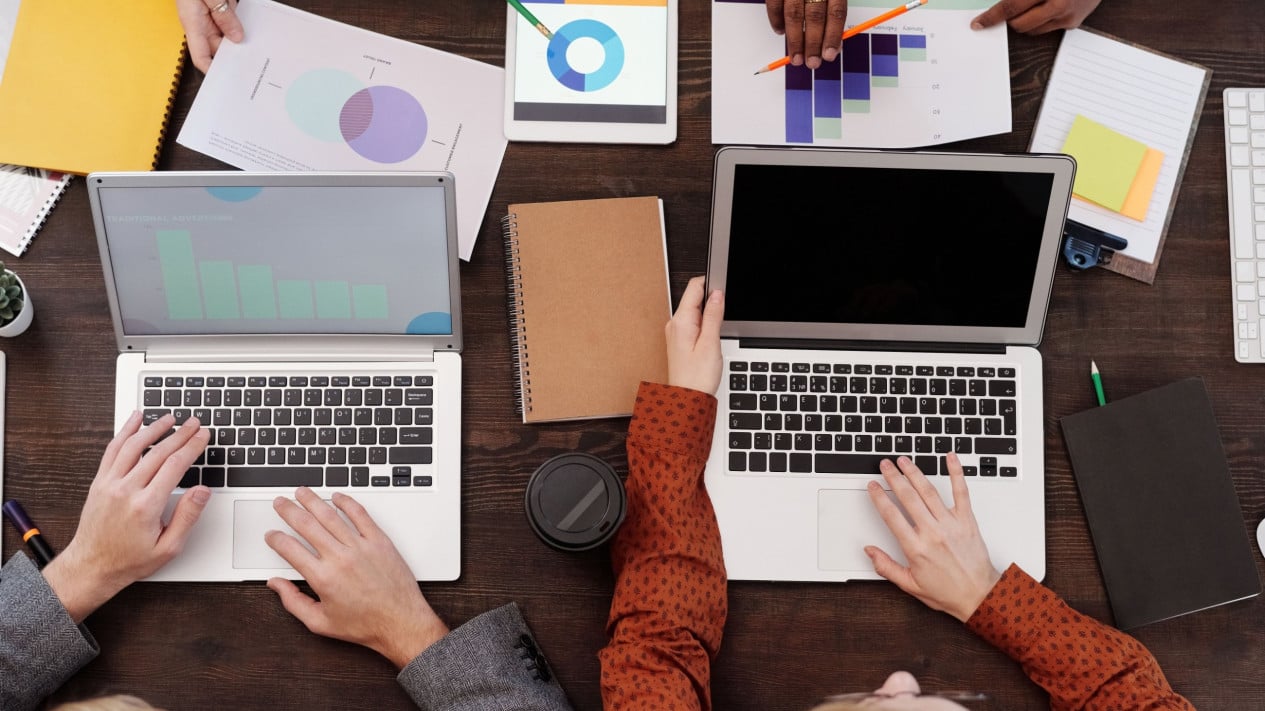 di-balik-persaingan-laptop-murah,-siapa-produsen-yang-paling-agresif-mengubah-pasar-global?