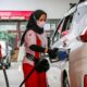 kendaraan-masih-mengular-di-spbu-sumbar,-pertamina-klaim-pasokan-bbm-tetap-aman