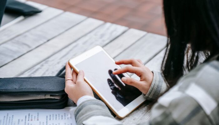 Optimalkan Produktivitas Belajar dengan Pilihan Smartphone Harga Terjangkau Tahun 2026