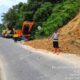 dpupr-padang-gerak-cepat-bersihkan-longsor-di-gunung-padang