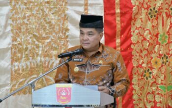 Bupati Agam Kukuhkan Pengurus LKAAM Matur untuk Perkuat Pelestarian Adat