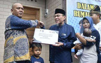 Pemkot Padang Serahkan Kunci Hunian Tetap bagi Warga Terdampak Bencana