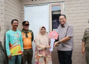 bnpb-serahkan-kunci-huntap-mandiri-berteknologi-tahan-gempa-di-pariaman
