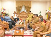 gubernur-mahyeldi-dan-menteri-lh-bahas-penguatan-perhutanan-sosial,-pengelolaan-sampah,-dan-perdagangan-karbon
