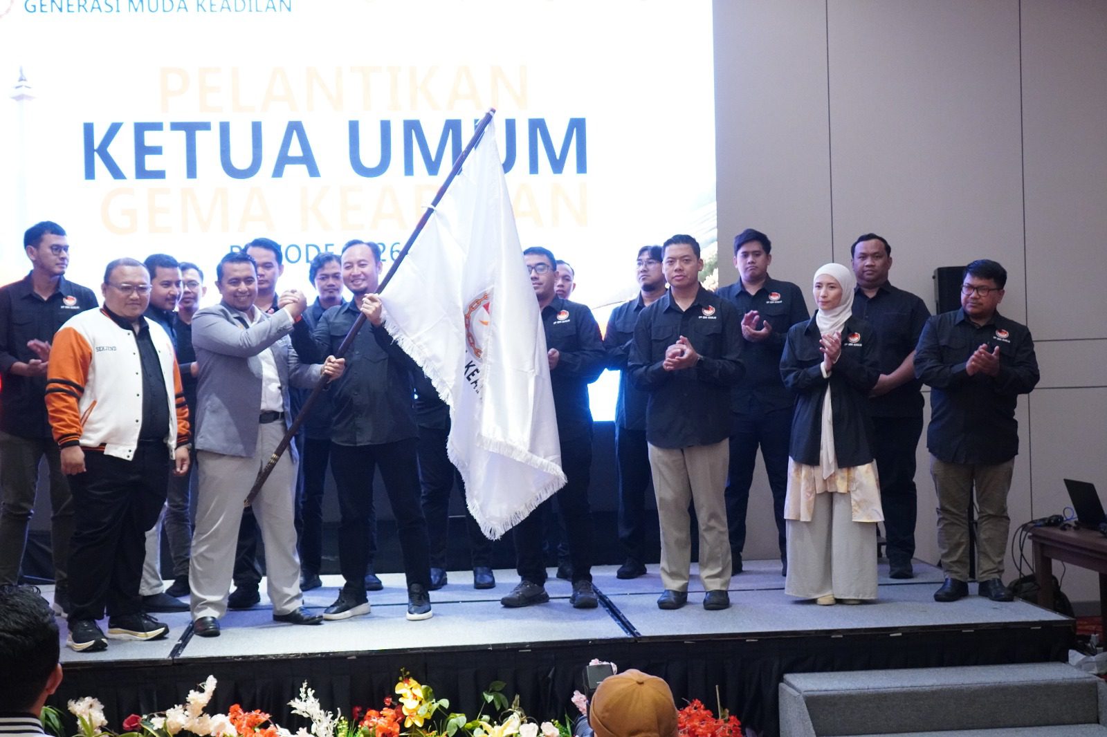 rahmat-saleh-resmi-dilantik-sebagai-ketua-umum-keadilan,-ajak-anak-muda-jadi-pemimpin-bangsa
