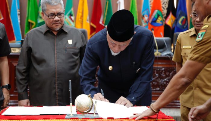 DPRD Sumbar Sahkan Ranperda Pertanggungjawaban APBD 2025 Tingkatkan Tata Kelola Pemerintahan