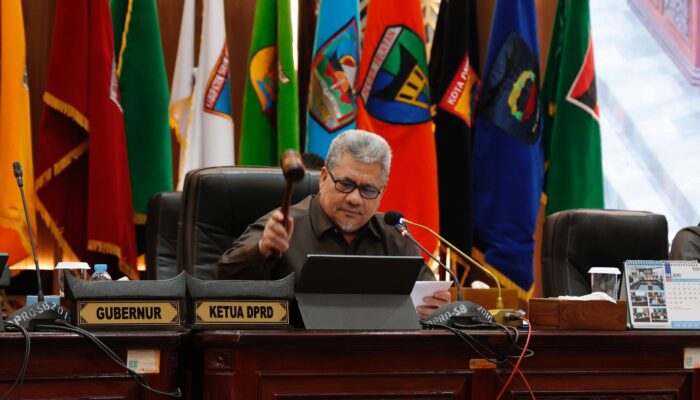 DPRD Sumatera Barat Sahkan Ranperda Pertanggungjawaban APBD Tahun Anggaran 2025