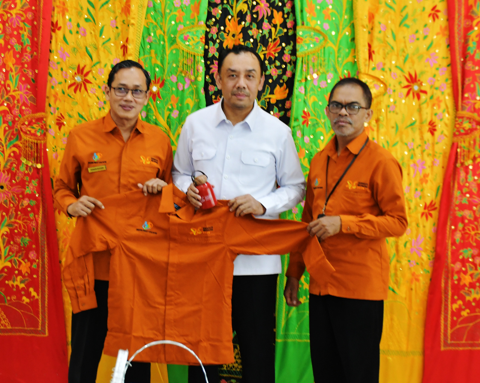 wabup-agam-terima-tim-bps-agam-laksanakan-pendataan-sensus-ekonomi
