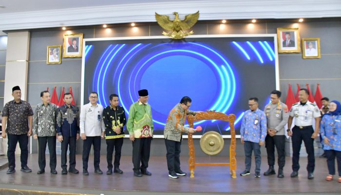 Wabup Agam Pacu Peningkatan Kualitas Pelayanan Publik demi Kepuasan Masyarakat