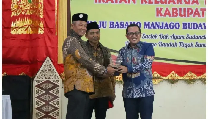 Bupati Eka Putra Ajak Perantau Perkuat Sinergi Membangun Tanah Datar