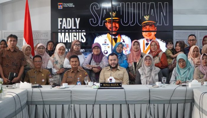 Pemkot Padang Terapkan Aturan Wajib Pilah Sampah demi Raih Kota Terbersih