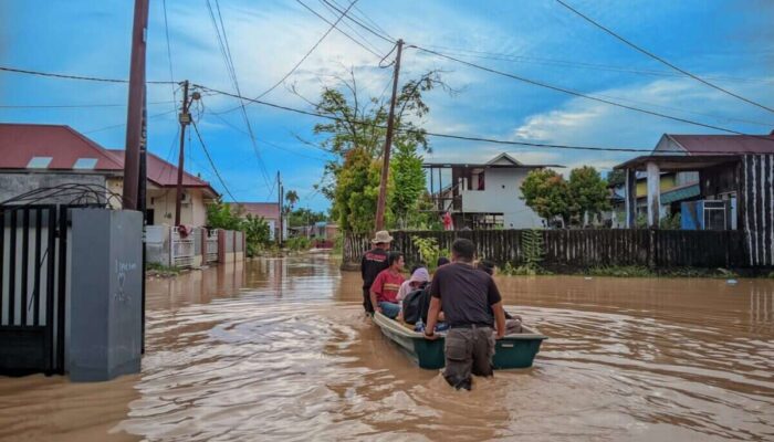 BPBD Kota Padang Minta Warga Waspadai Dampak Cuaca Ekstrem