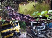 diduga-rem-blong-picu-kecelakaan-beruntun-di-lurah-berangin,-truk-hino-lohan-masuk-jurang
