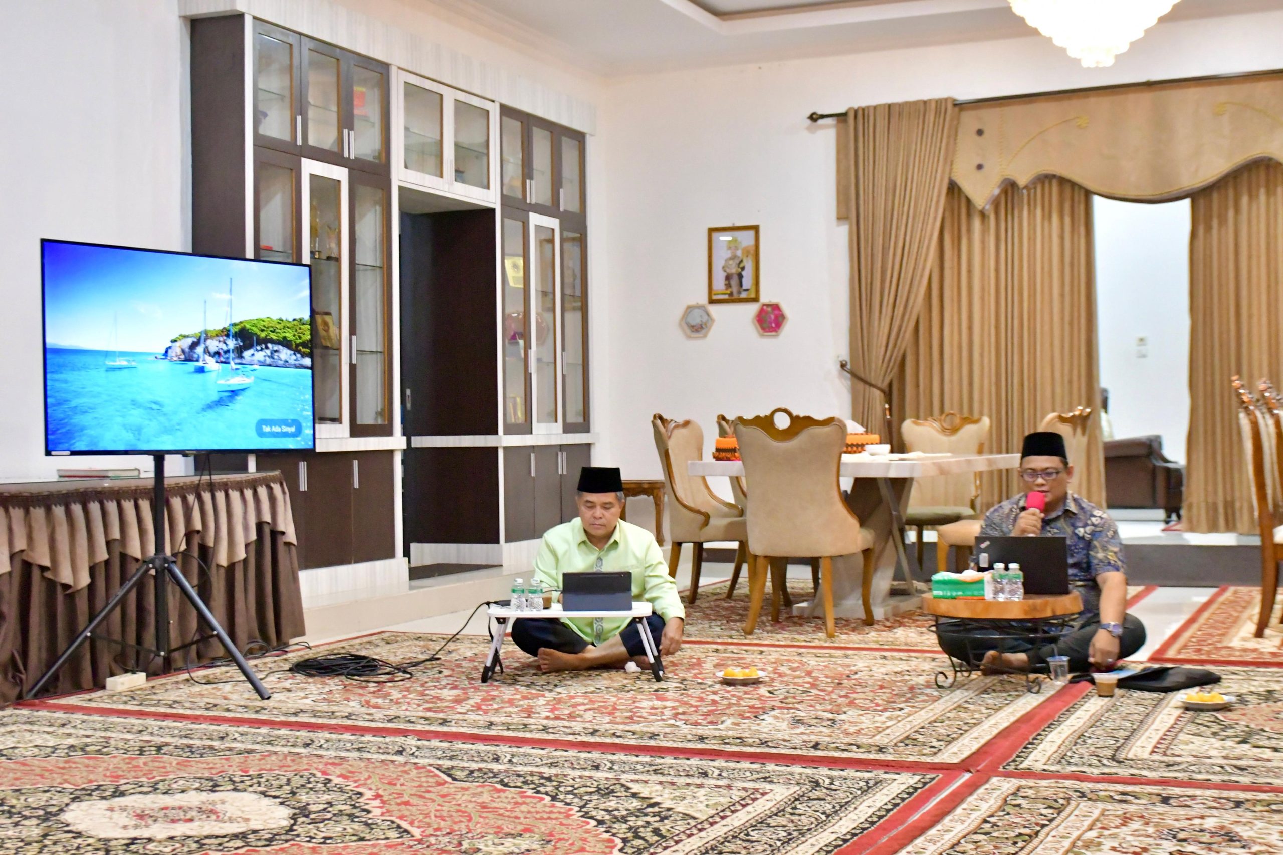 pengajian-mingguan-pemkab.-agam,-budi-perwira-negara-angkat-tema-syukur