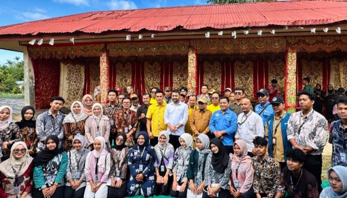 Zigo Rolanda Libatkan Mahasiswa KKN UNP Perkuat Data Pembangunan Infrastruktur Nagari