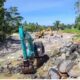 pasca-ditinjau-gubernur,-tiga-alat-berat-mulai-normalisasi-sungai-di-lokasi-banjir-kuranji