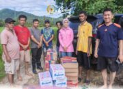 peduli-korban-banjir-padang,-anggota-dpd-ri-cerint-iralloza-tasya-turun-langsung-salurkan-bantuan-logistik