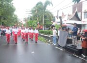 semarakkan-hut-ke-81-ri,-bupati-agam-lepas-171-regu-gerak-jalan-tepat-waktu