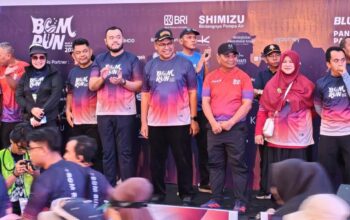 Sukses Gelar BOM Run 2026, IKASMANTRI Dongkrak Ekonomi dan Pariwisata Padang