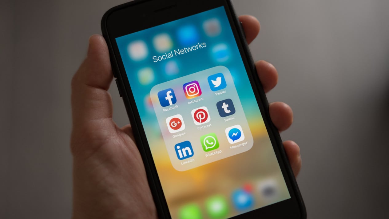 3-hp-murah-untuk-social-media-specialist,-performa-ngebut-dan-harganya-nggak-sampai-rp2-jutaan