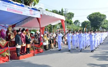 Semarak HUT RI ke-81, Ribuan Warga Agam Tumpah Ruah dalam Pawai Alegoris