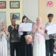 dorong-kemandirian-ekonomi,-dekranasda-padang-resmi-tutup-pelatihan-membatik-2026