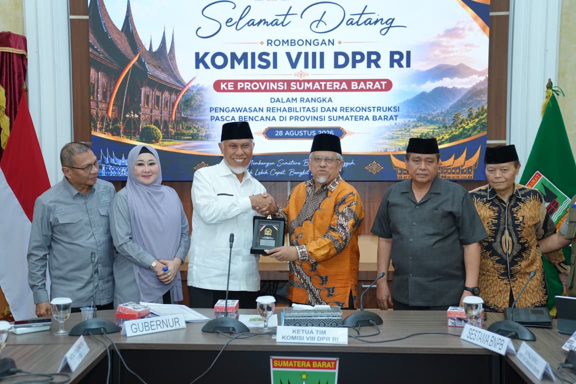terima-komisi-viii-dpr,-mahyeldi:-rehab-rekon-pascabencana-harus-dipercepat