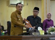 wakil-bupati-agam-hadiri-paripurna-penyampaian-nota-penjelasan-ranperda-pelayanan-publik